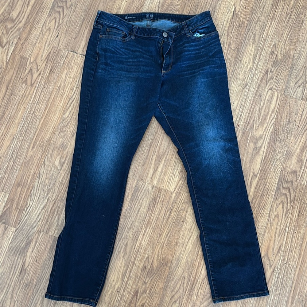 Women’s straight leg jeans